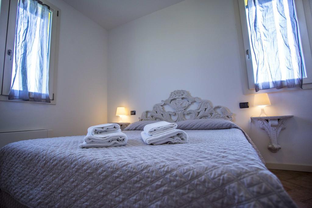 Residence Karina Moniga del Garda Eksteriør billede