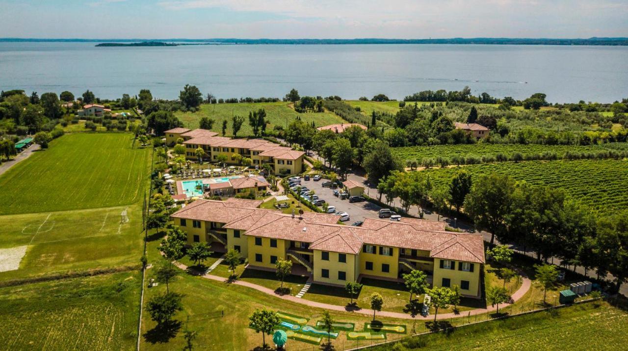 Residence Karina Moniga del Garda Eksteriør billede